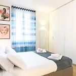 Corner 15 - 5 Min Dalla Stazione דירה *